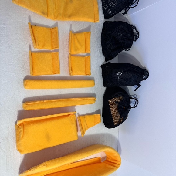 Kata R-103 Padded Nylon Camera Backpack - Picture 9 of 11